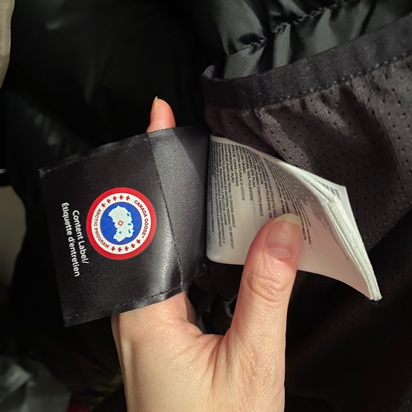 Authentic Canada Goose Rundle Bomber Jacket - Picture 5 of 8